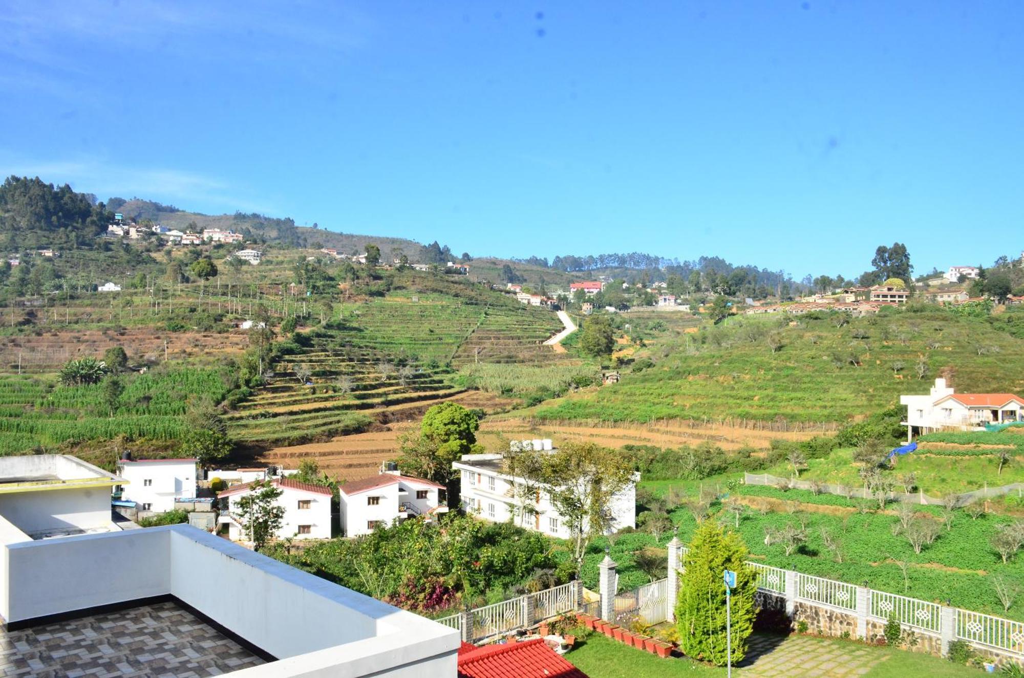 Dusk & Dawn Vila Kodaikanal Exterior foto
